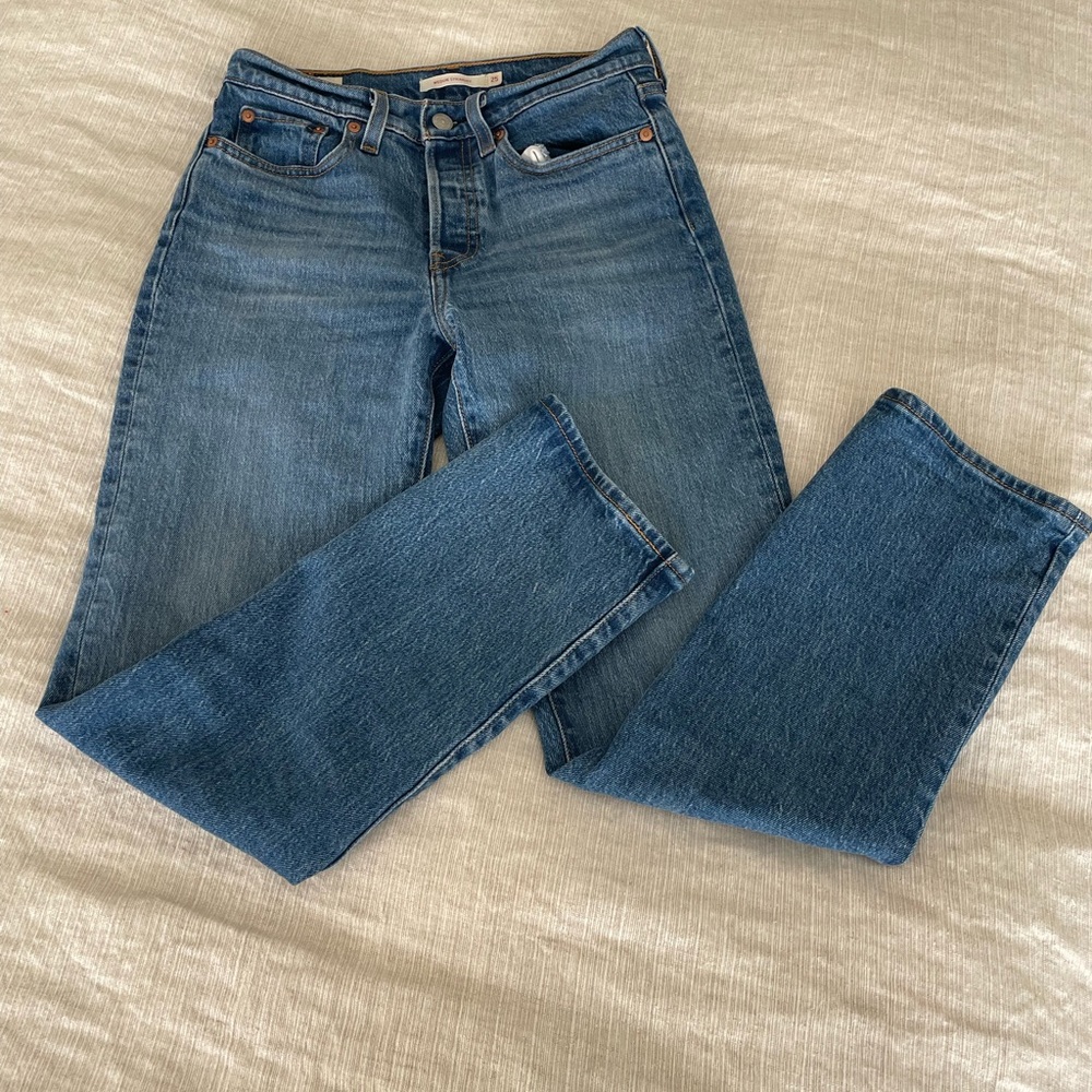 Levi Wedgie Straight jeans